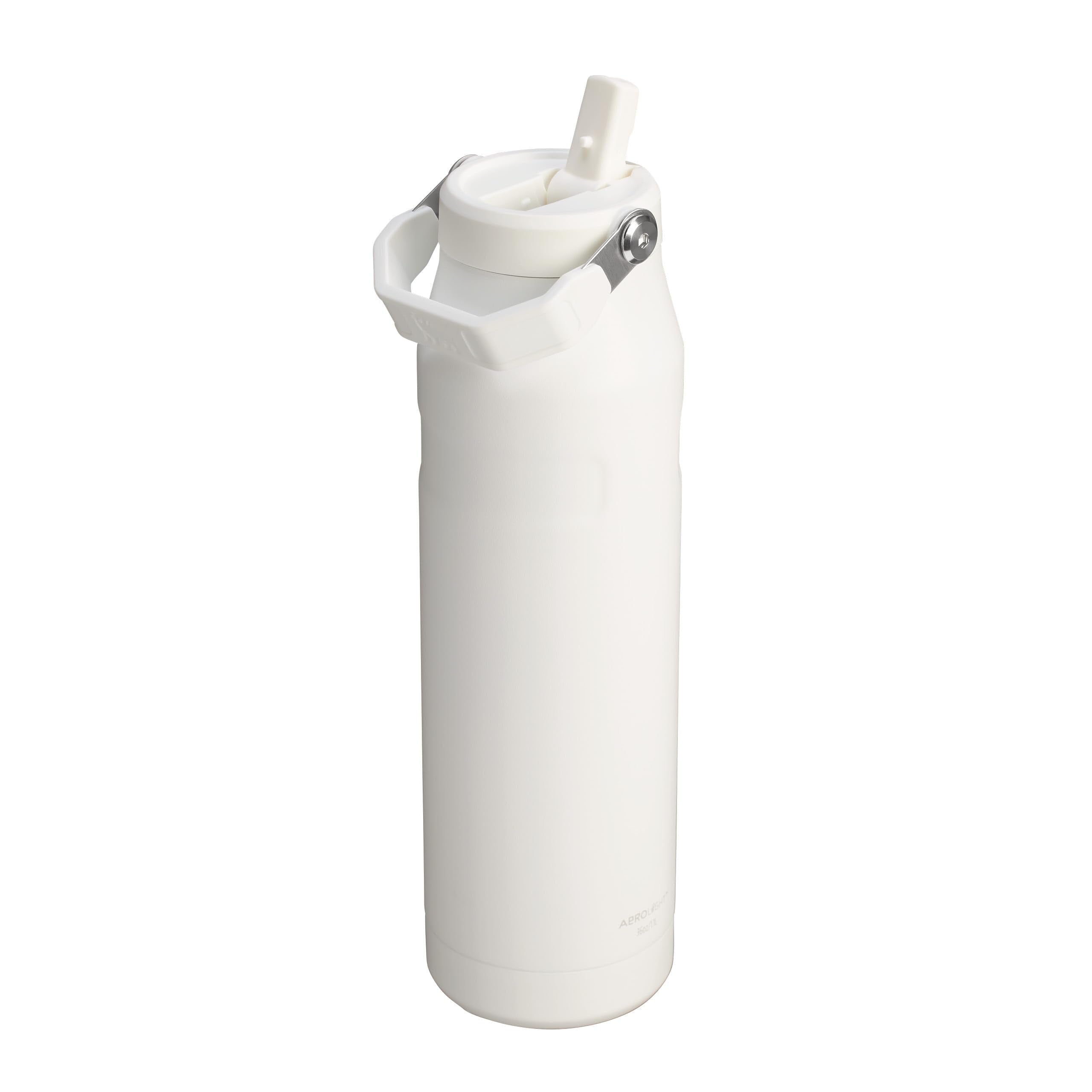 Flip Straw Bottle 2.0 | 1.06L by Stanley