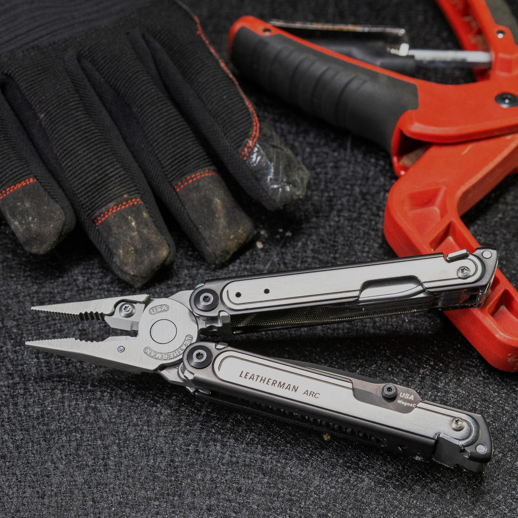 20-in-1 Multi-Tool with Premium Steel Knife Blade